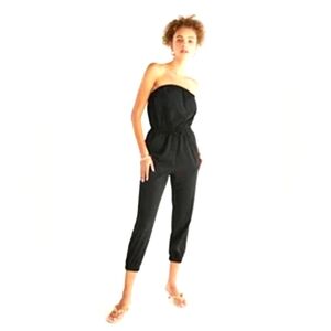 Shoe dazzle by JustFab strapless jumper romper